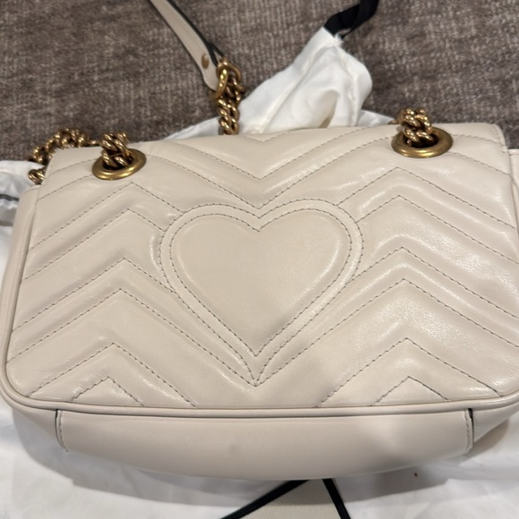 Gucci Marmount Bag - Picture 3 of 8